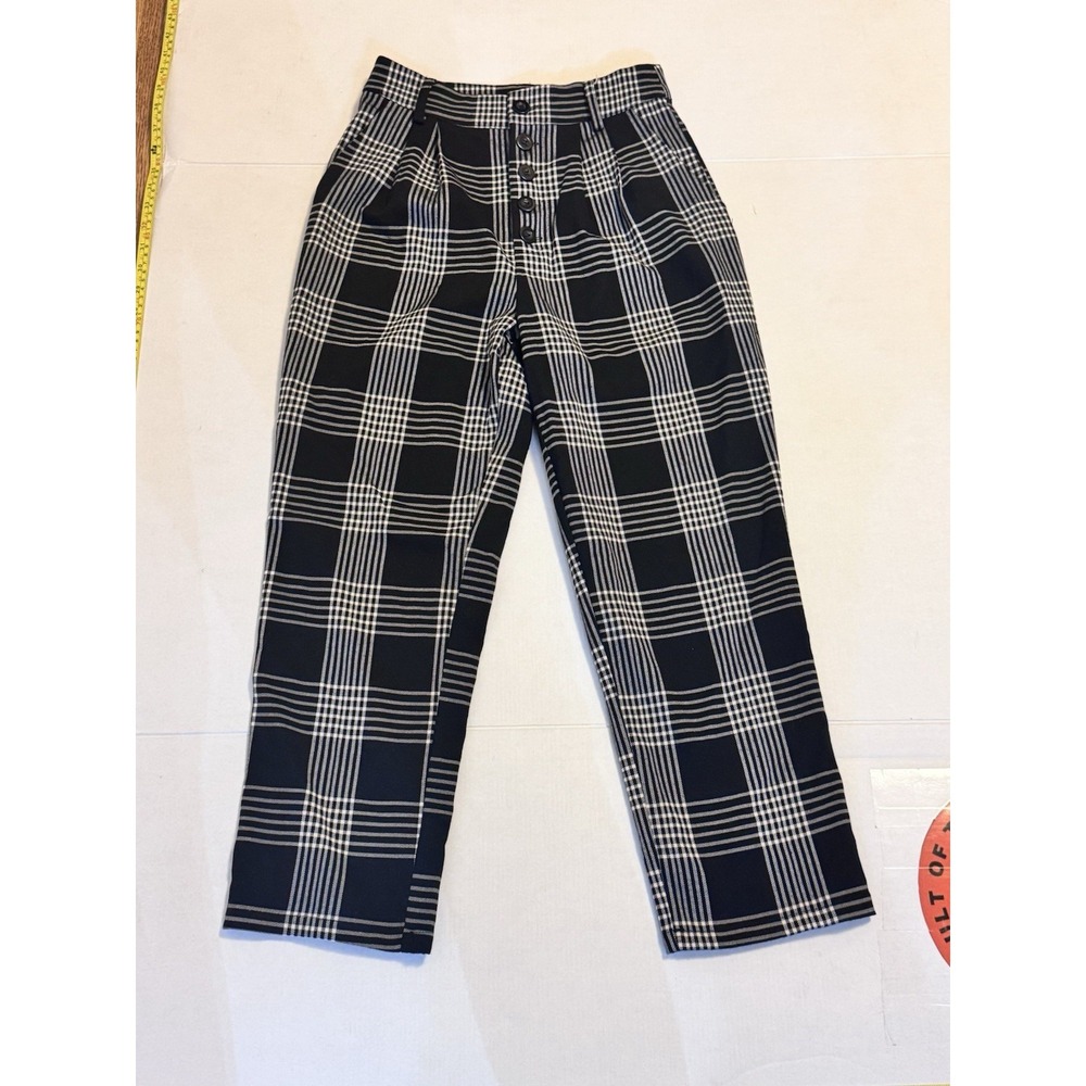 Forever 21‎ Junior Black Tan  And Cream  Xsmall Plaid Pants cropped